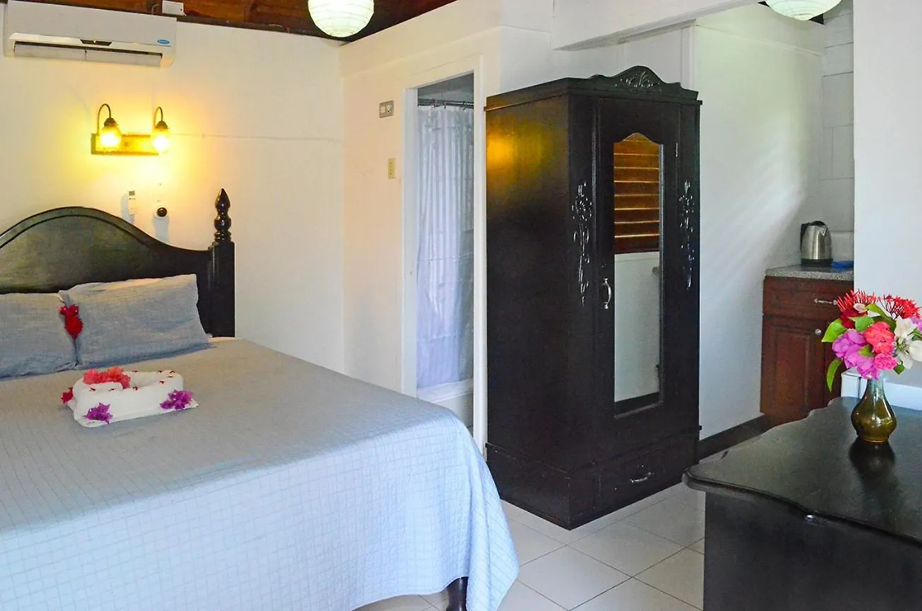 Firefly Beach Cottages Negril