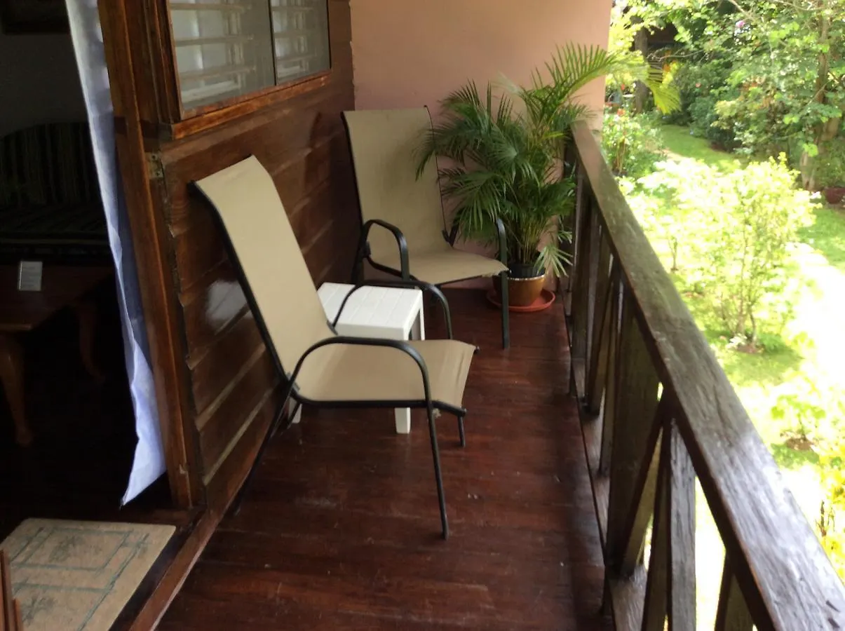 Firefly Beach Cottages Νεγκρίλ