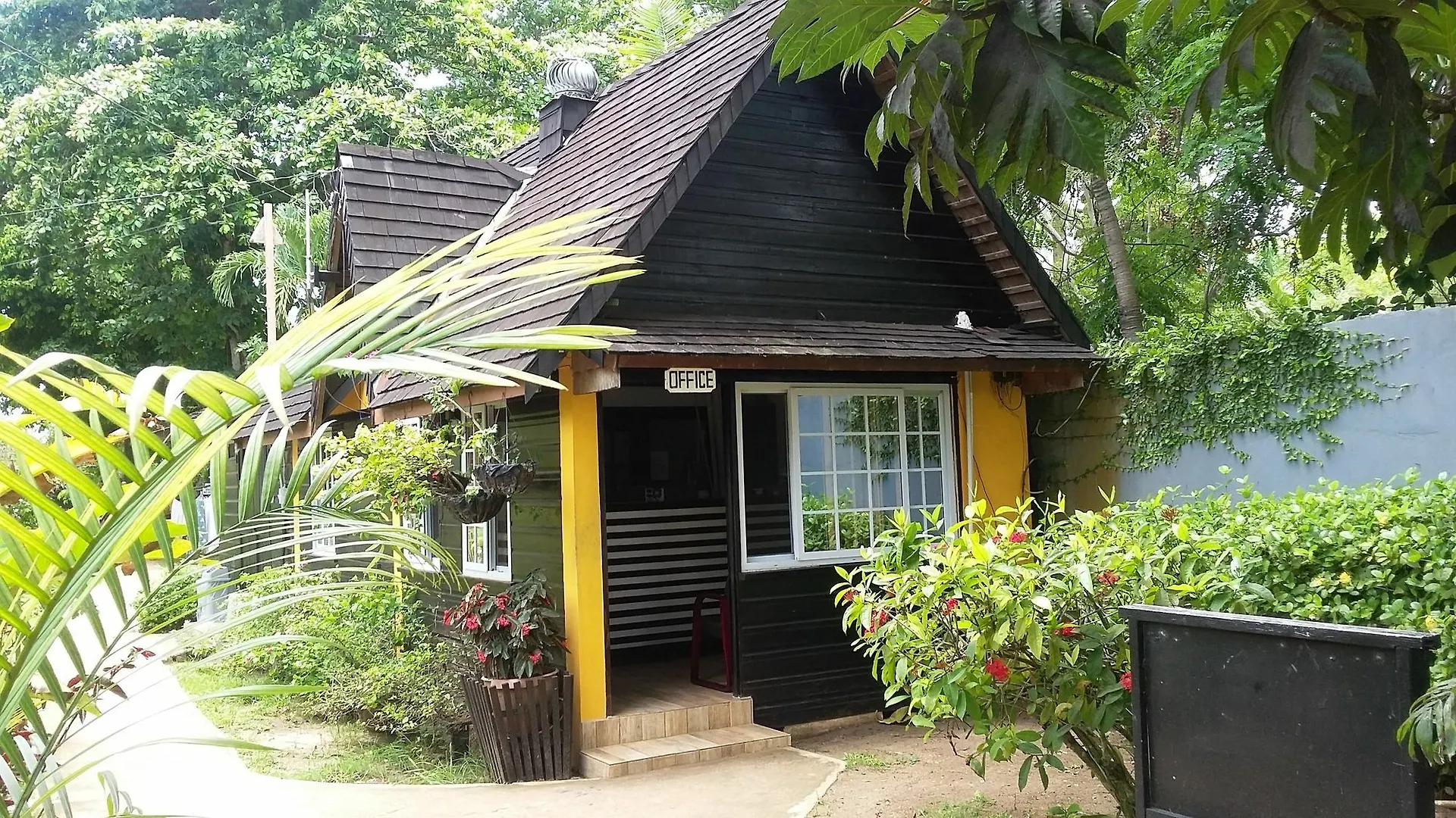 Firefly Beach Cottages Νεγκρίλ Ξενοδοχείο