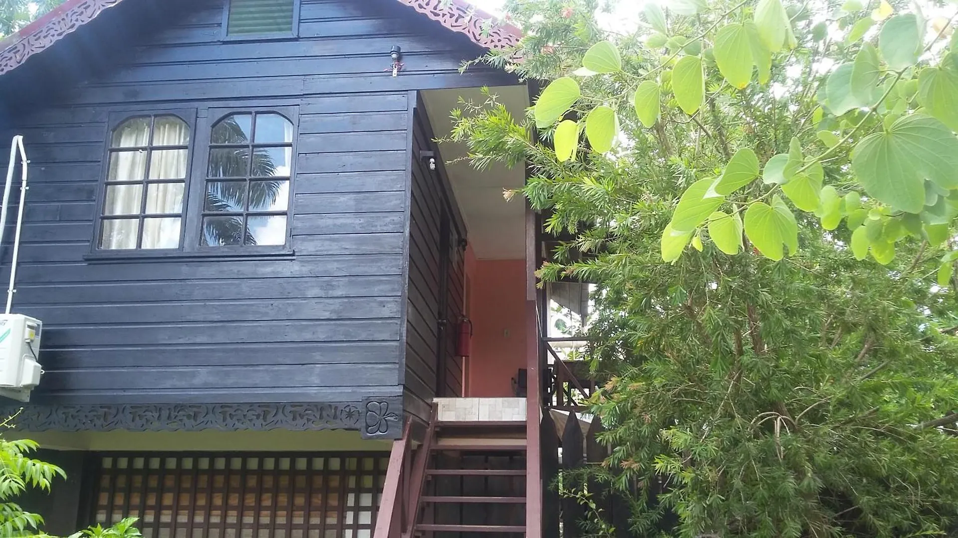 Firefly Beach Cottages Negril 4*,