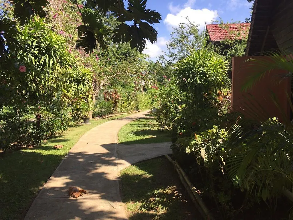 **** Hotel Firefly Beach Cottages Negril Jamaica