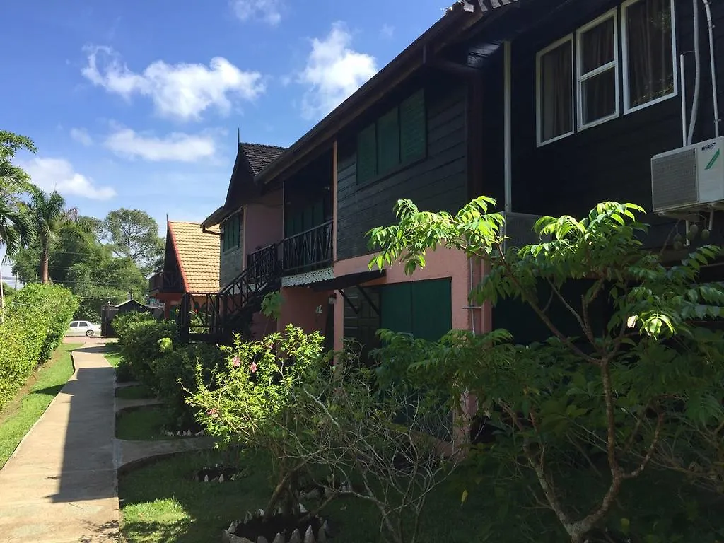 Firefly Beach Cottages Negril 4*,