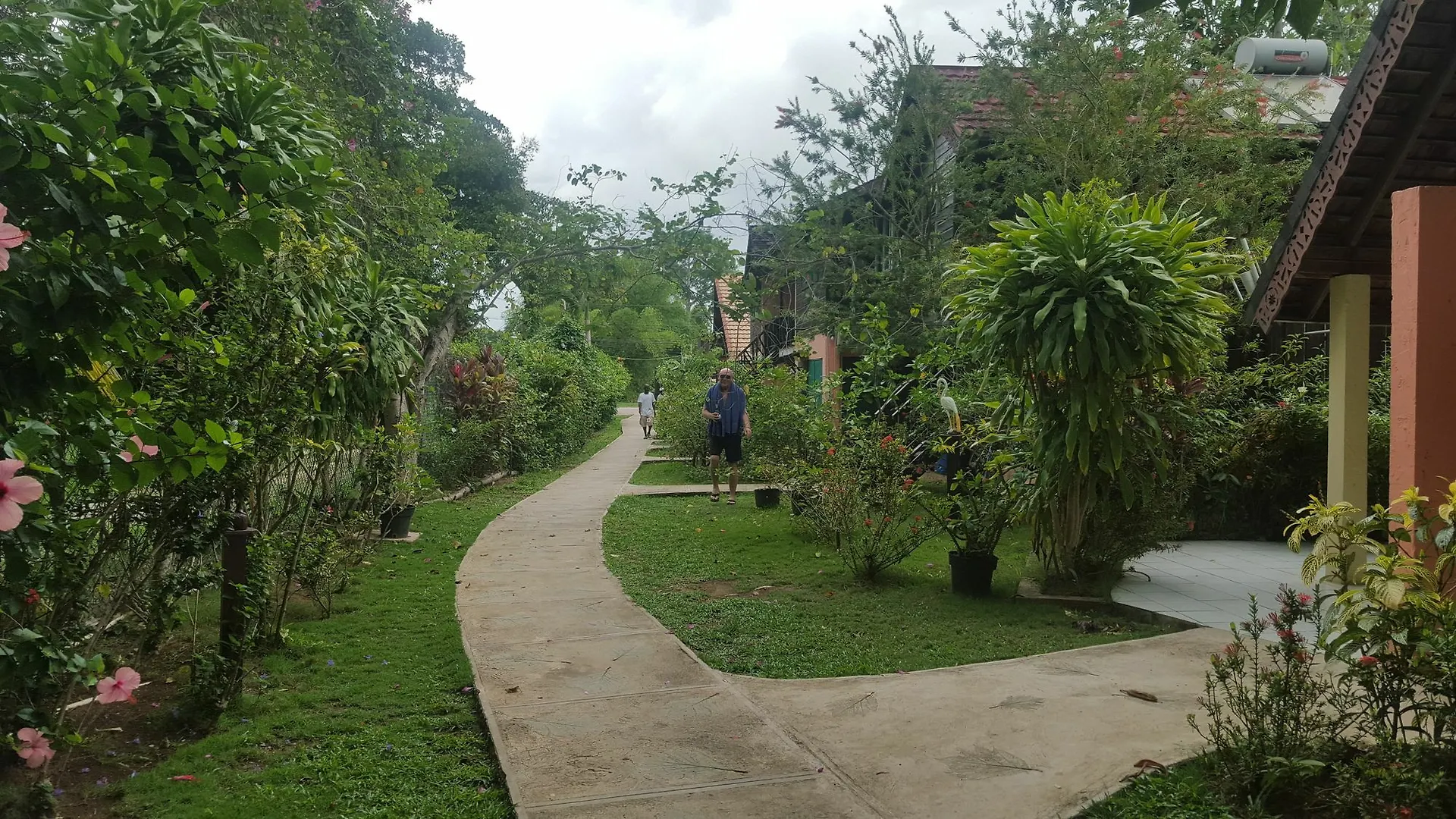 Firefly Beach Cottages Negril