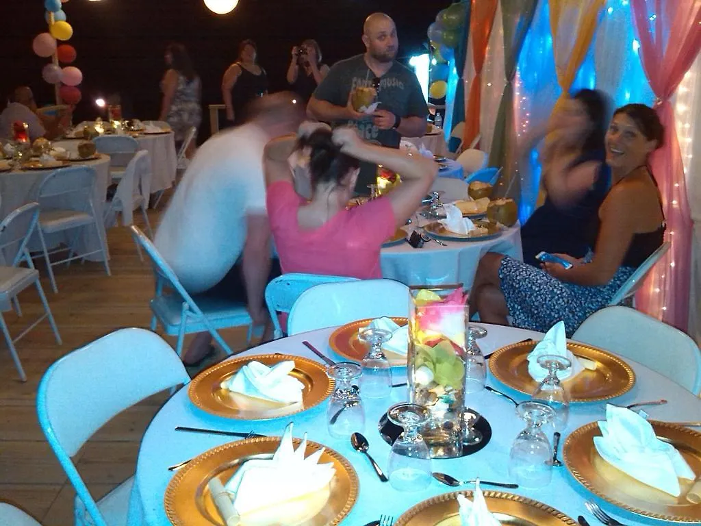 נגריל Firefly Beach Cottages