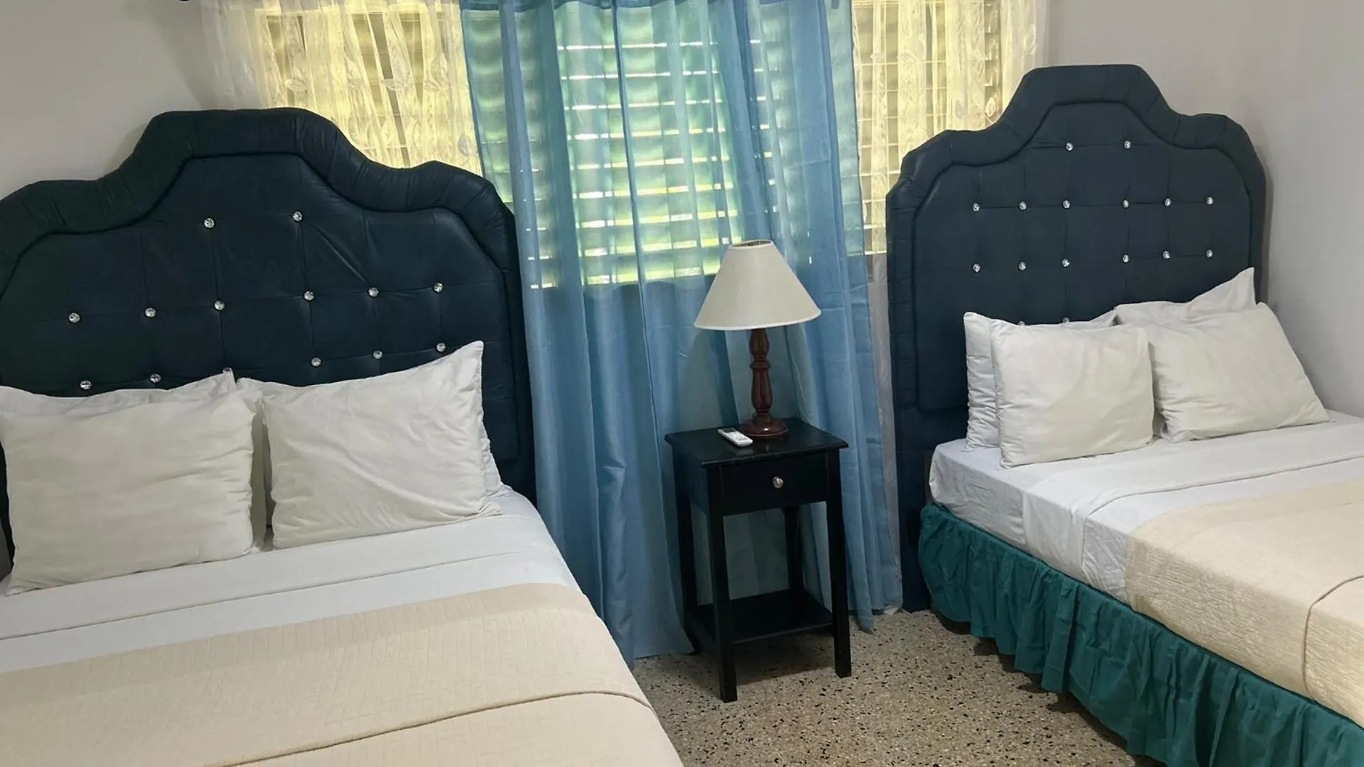 נגריל Firefly Beach Cottages ג'מייקה