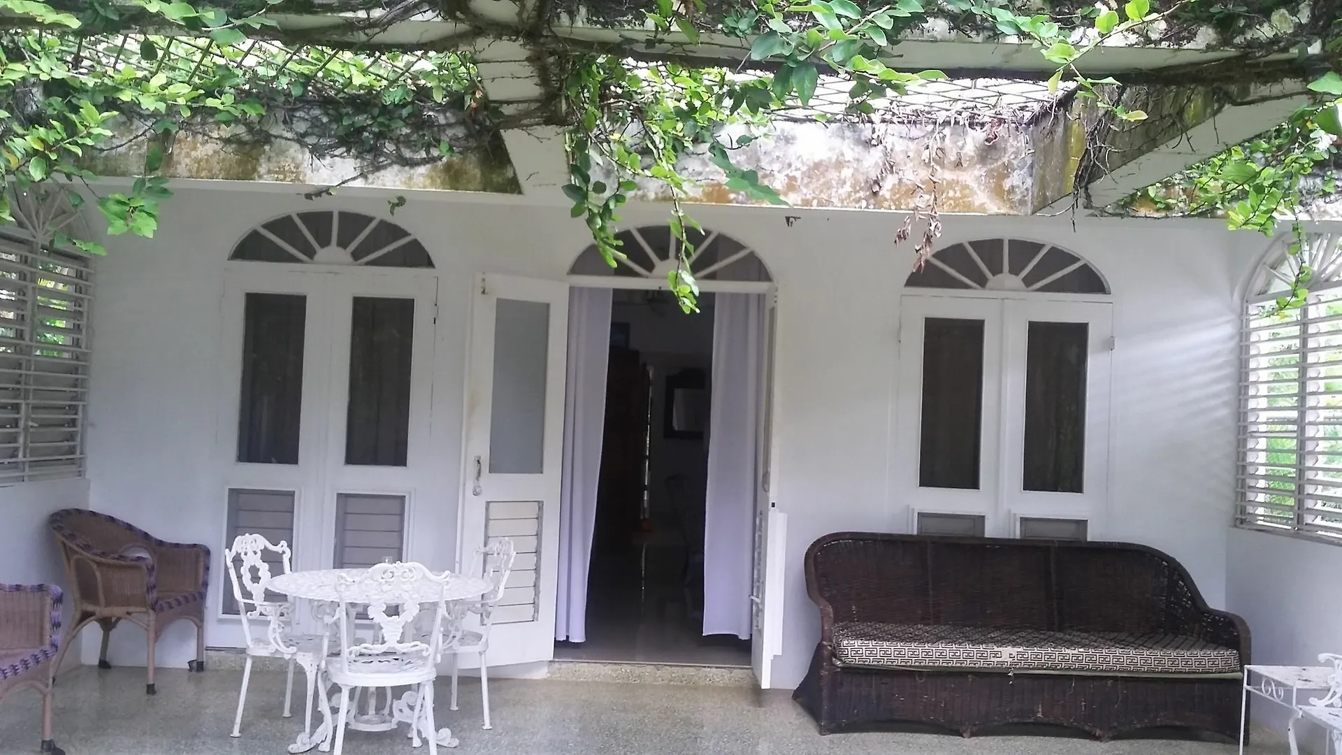 נגריל Firefly Beach Cottages